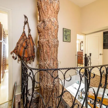 House With Tree Inside Near Sea In Maltepe Holiday home Istanbul